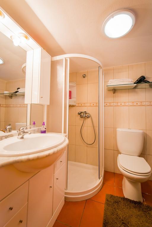 Adega Velha Villa Calheta de Nesquim Luaran gambar