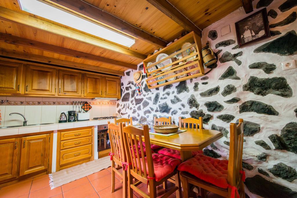 Adega Velha Villa Calheta de Nesquim Luaran gambar